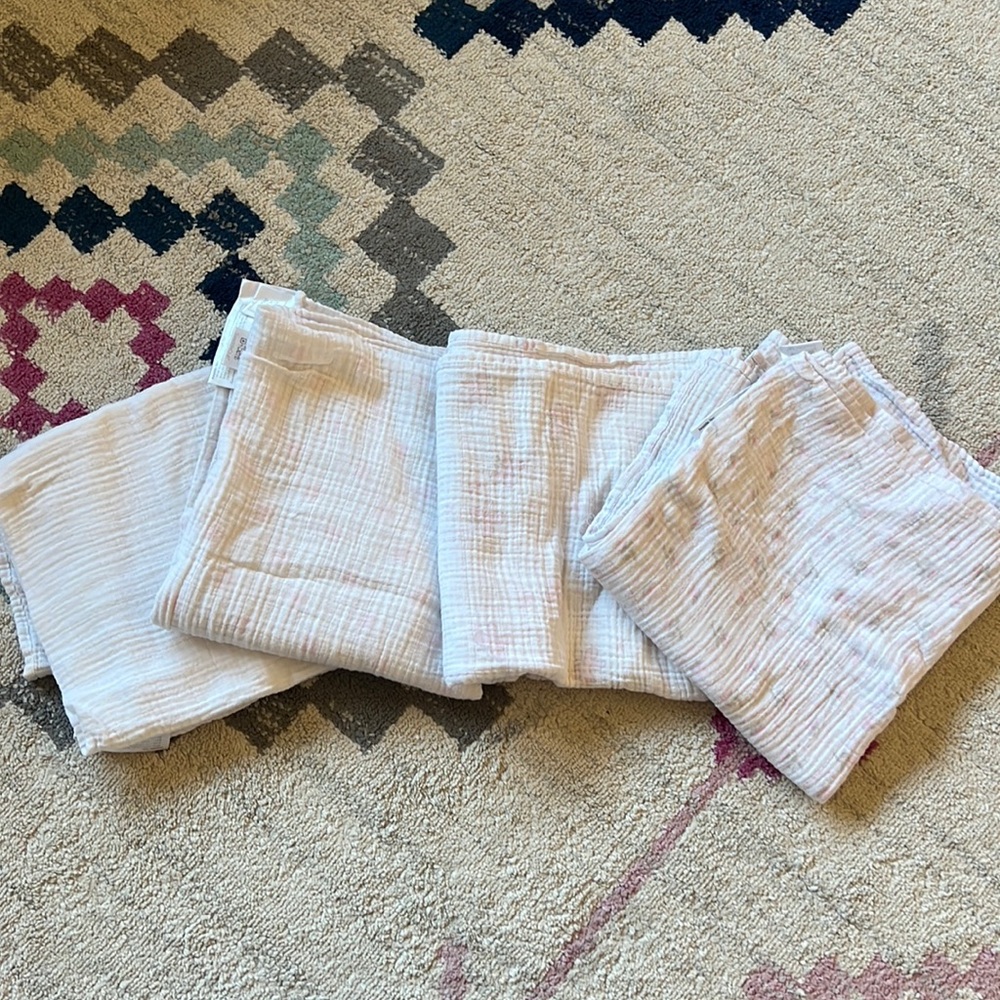 Swaddle Designs Baby Girl Set of 4 Swaddle Blankets